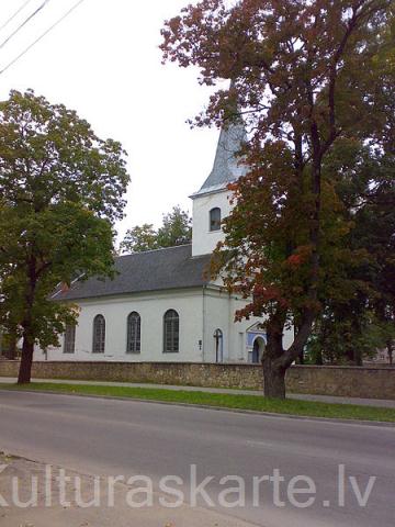Jēkabpils Sv. Miķeļa Luterāņu baznīca